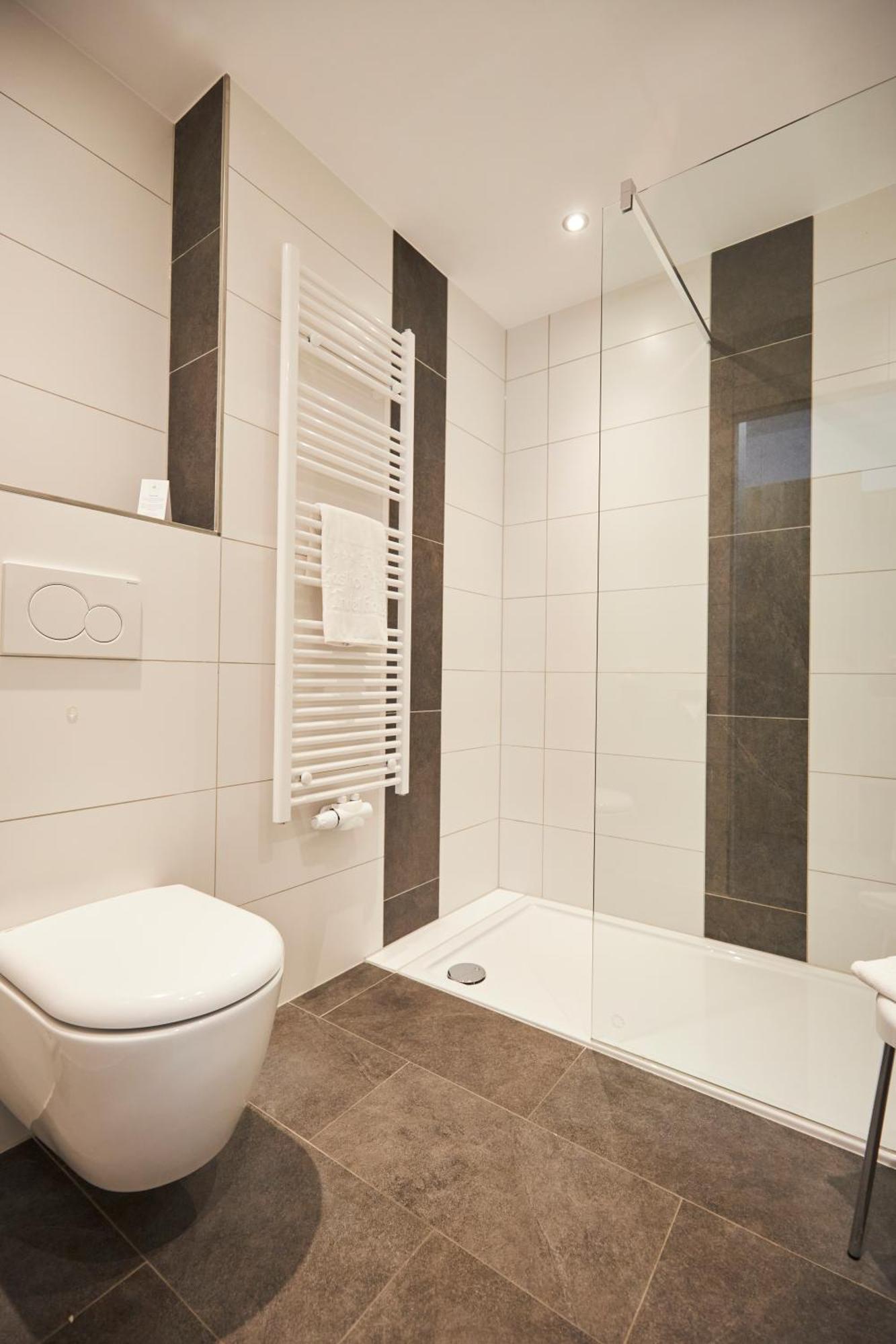 Flair Hotel Gasthof Zum Hirsch Hayingen Екстериор снимка